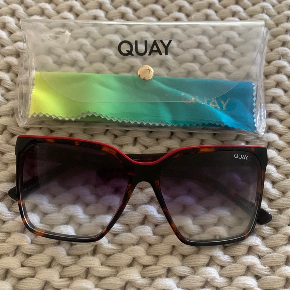 Level up Quay sunglasses